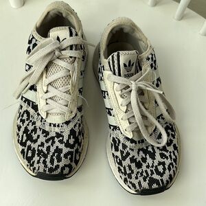 Adidas women’s Black and White Sneakers